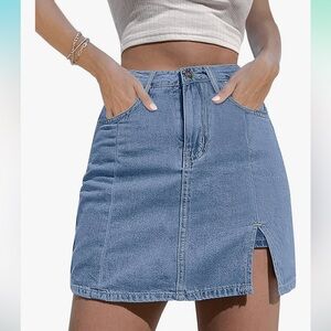 NWT Denim skort